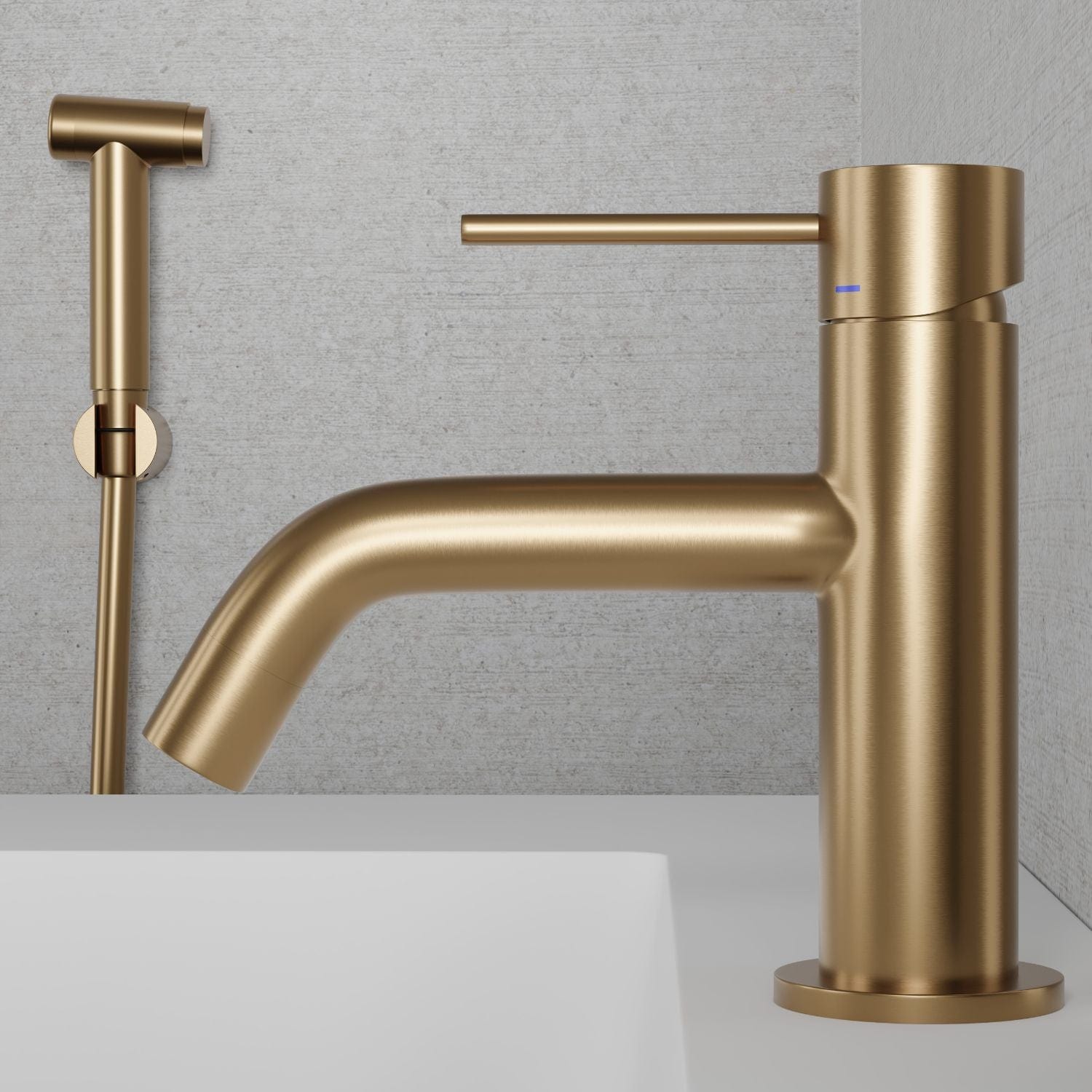 INR Voyage Low Servantbatteri med Hånddusj Brushed brass INR Iconic Nordic Rooms Servantbatteri INR-80001420
