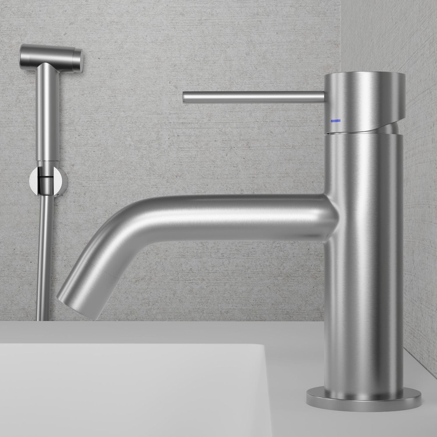 INR Voyage Low Servantbatteri med Hånddusj Brushed stainless INR Iconic Nordic Rooms Servantbatteri INR-80001421