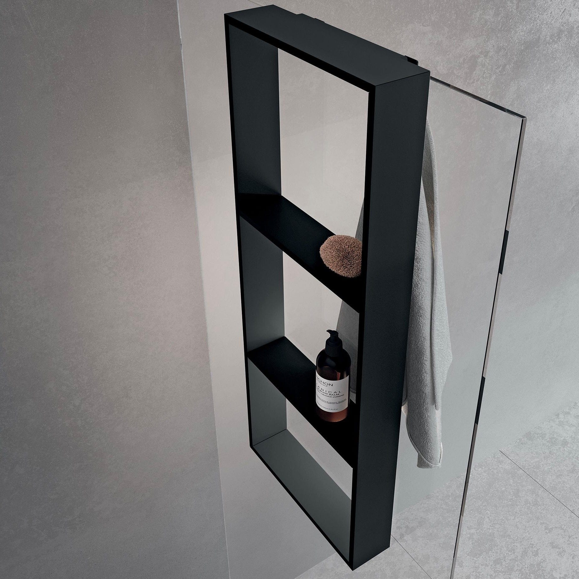 Novellini Frame Dusjhylle med 3 innvendige hyller & utvendig håndklekrok Svart matt Novellini Dusjhylle R90AKFPO3590-H