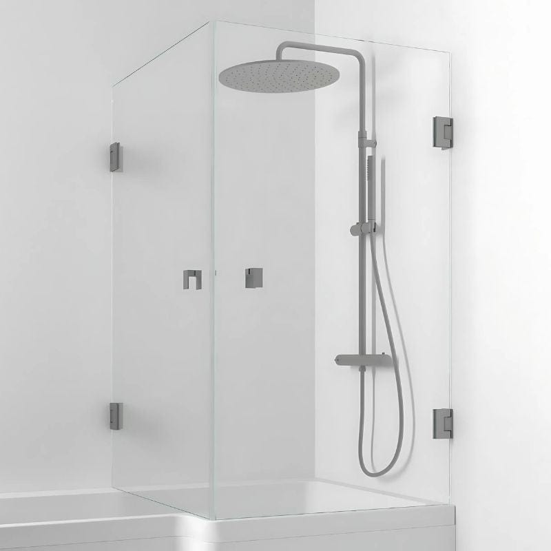 Svedbergs 180° Dusjhjørne for Badekar Blyantpenn svart / 83x83cm / Klart glass Svedbergs Badekarvegg SV-628788