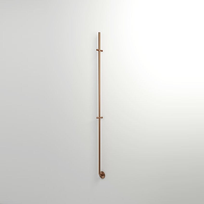 INR Line Håndkletørker H175cm Børstet bronse INR Iconic Nordic Rooms Håndkletørker strøm INR-80001082