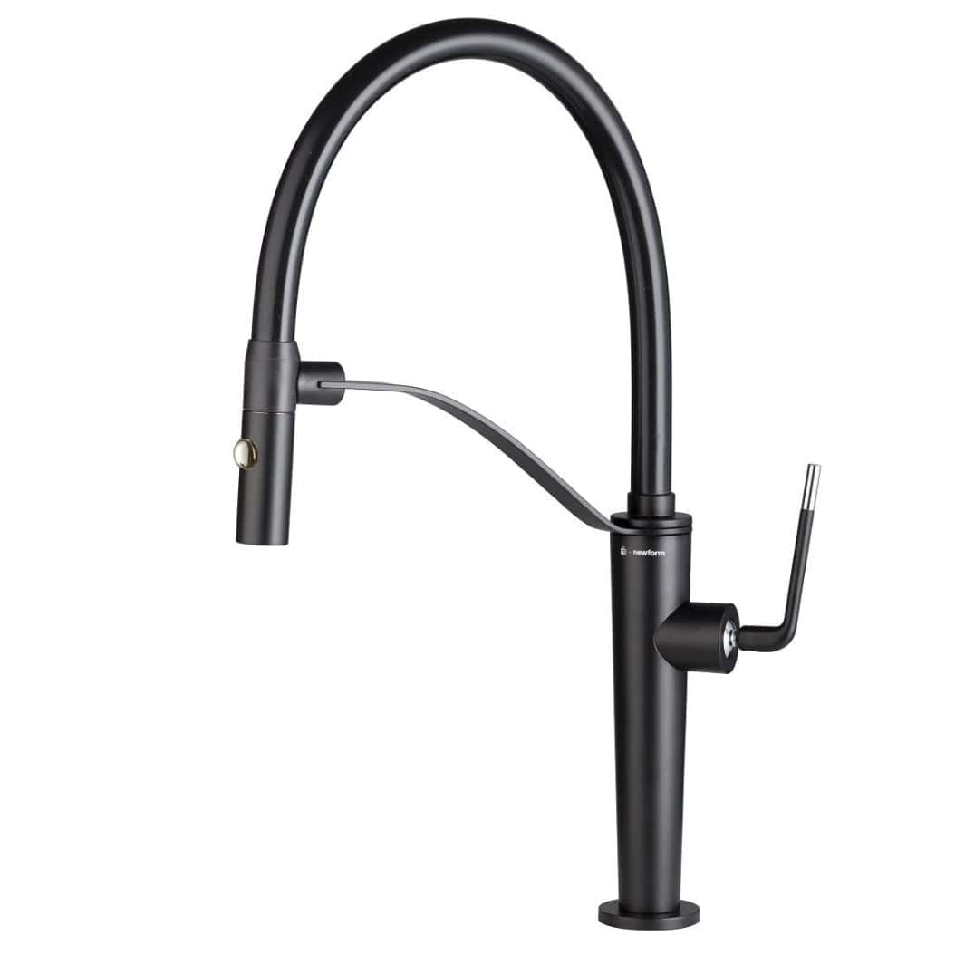 Newform Orama Kjøkkenarmatur - fleksibel slange Svart matt Newform Kjøkkenarmatur KO-6873501093