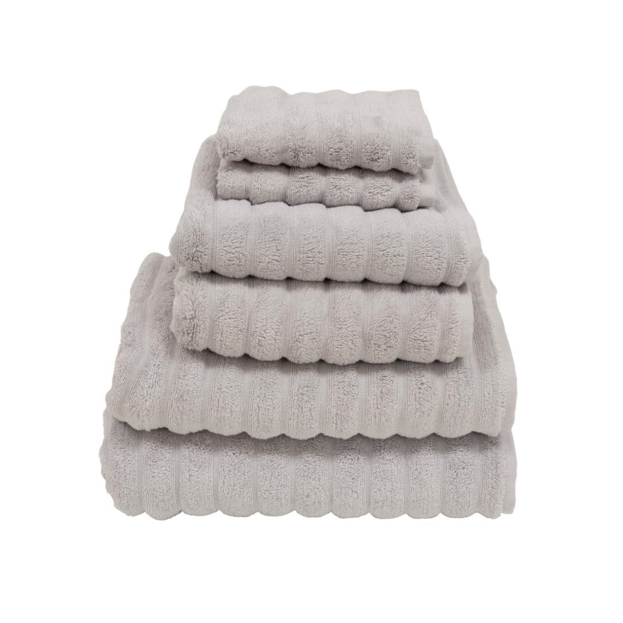 VikingBad Ultramyk Dusjhåndkle 70x140cm - 2stk pr pakke Lys grå VikingBad Håndklær VB-113131