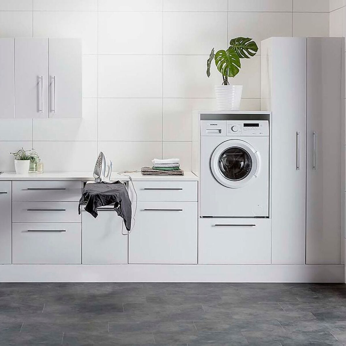 Alterna vaskerom: Dekkside høyskapshøyde 60x196,5cm Alterna Dekkside vaskerom