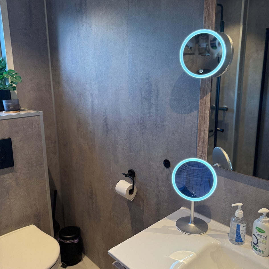 Dansani Handy LED Sminkespeil 5x på fot Krom Dansani Sminkespeil DA-190304390