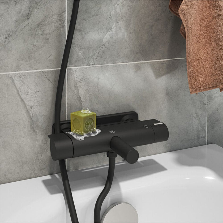 Gustavsberg Estetic Badekararmatur med smart hylle Gustavsberg Dusjbatteri