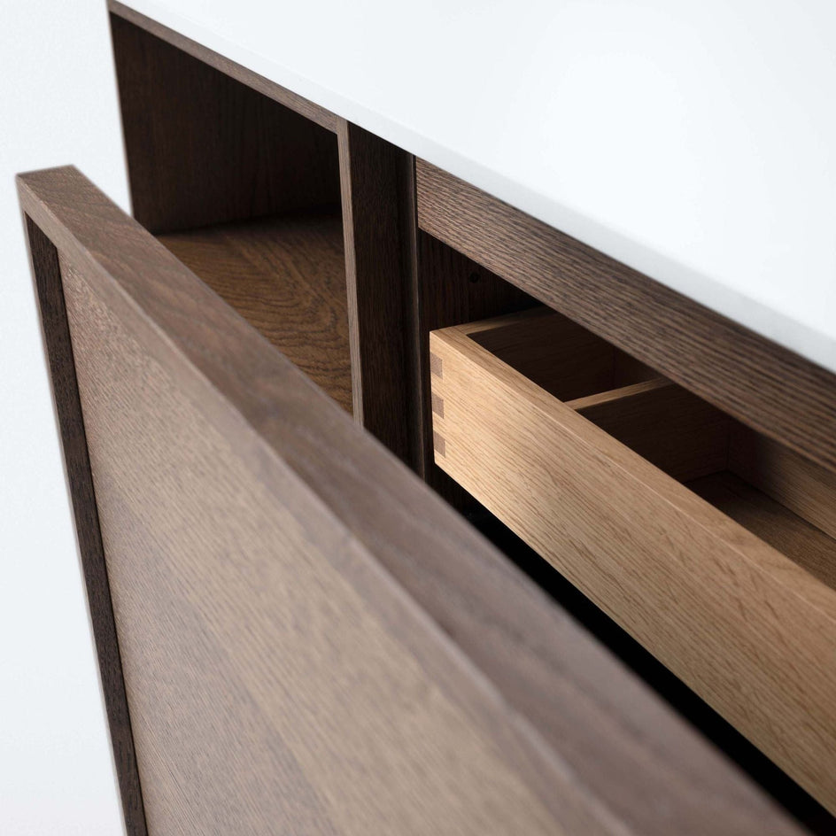 INR Air Wood Servantskap Hel front med 2 Skuffer INR Iconic Nordic Rooms Servantskap