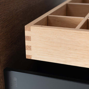 INR Air Wood Servantskap Hel front med 2 skuffer og 1 dør