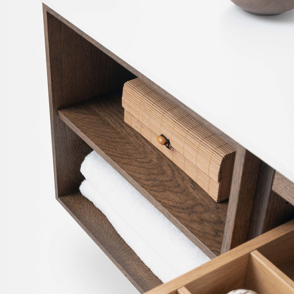 INR Air Wood Servantskap med Åpen oppbevaring INR Iconic Nordic Rooms Sideskap bad