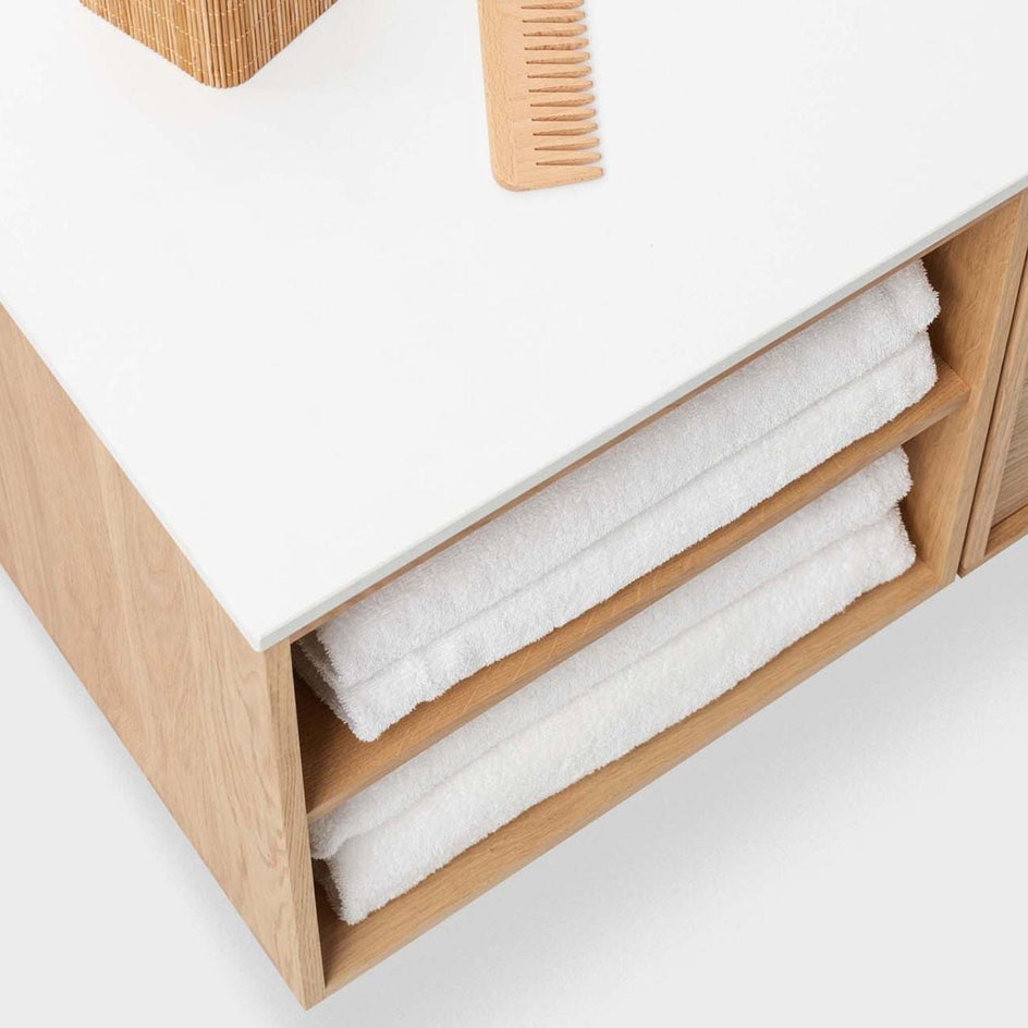 INR Air Wood Servantskap med Åpen oppbevaring INR Iconic Nordic Rooms Sideskap bad