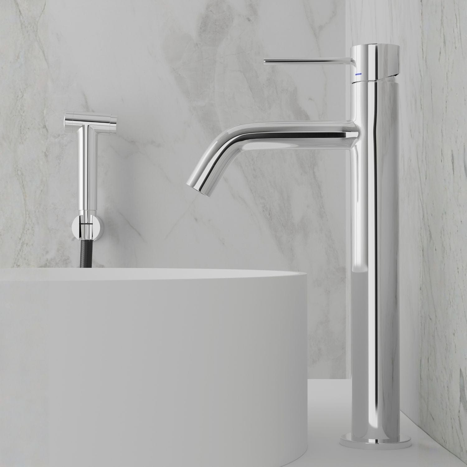 INR Voyage High Servantbatteri med Hånddusj Polished INR Iconic Nordic Rooms Servantbatteri INR-80001434