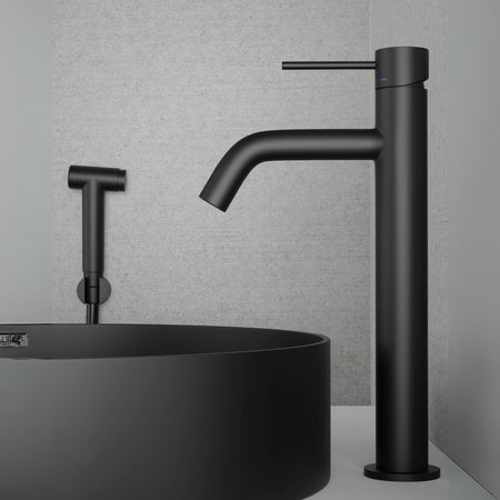 INR Voyage High Servantbatteri med Hånddusj