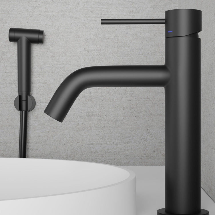 INR Voyage Mid Servantbatteri med Hånddusj