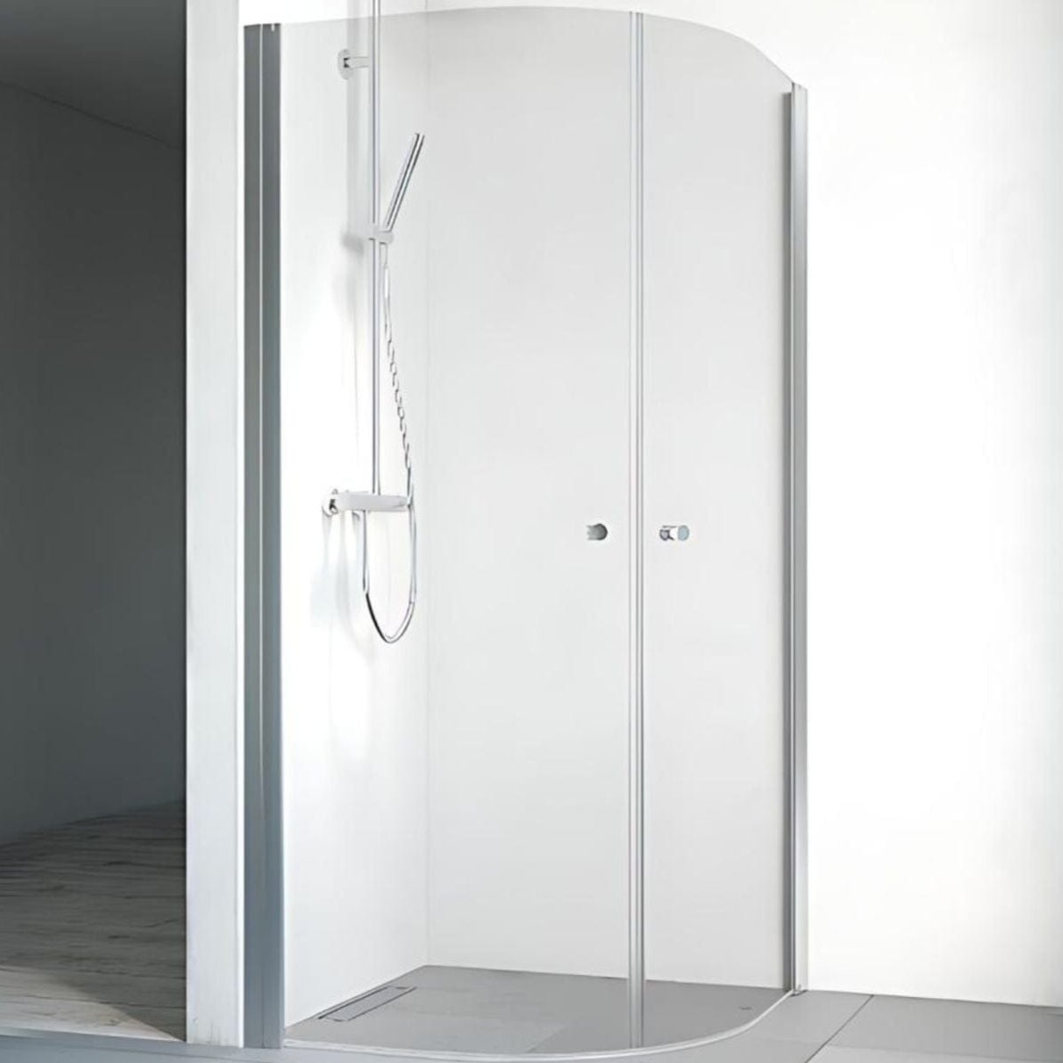 Macro Design SPIRIT Dusjhjørne Rund Klarglass Lav Matt aluminium / 80x80cm / Klart glass med knott Macro Design Dusjdør BUN-DHSC808KLL