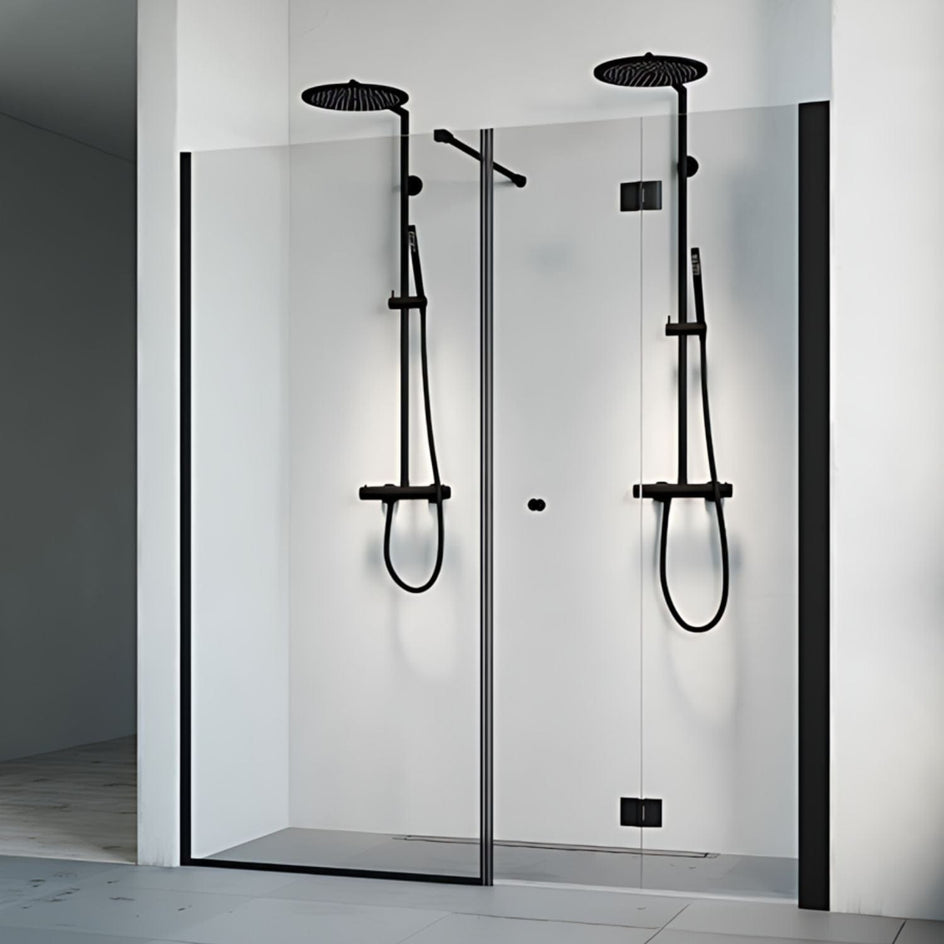 Macro Design SPIRIT Nisjedusj Vik Swing- med knott Svart matt / 70x67cm / Klart glass Macro Design Dusjnisje BUN-DSVSV767SKL