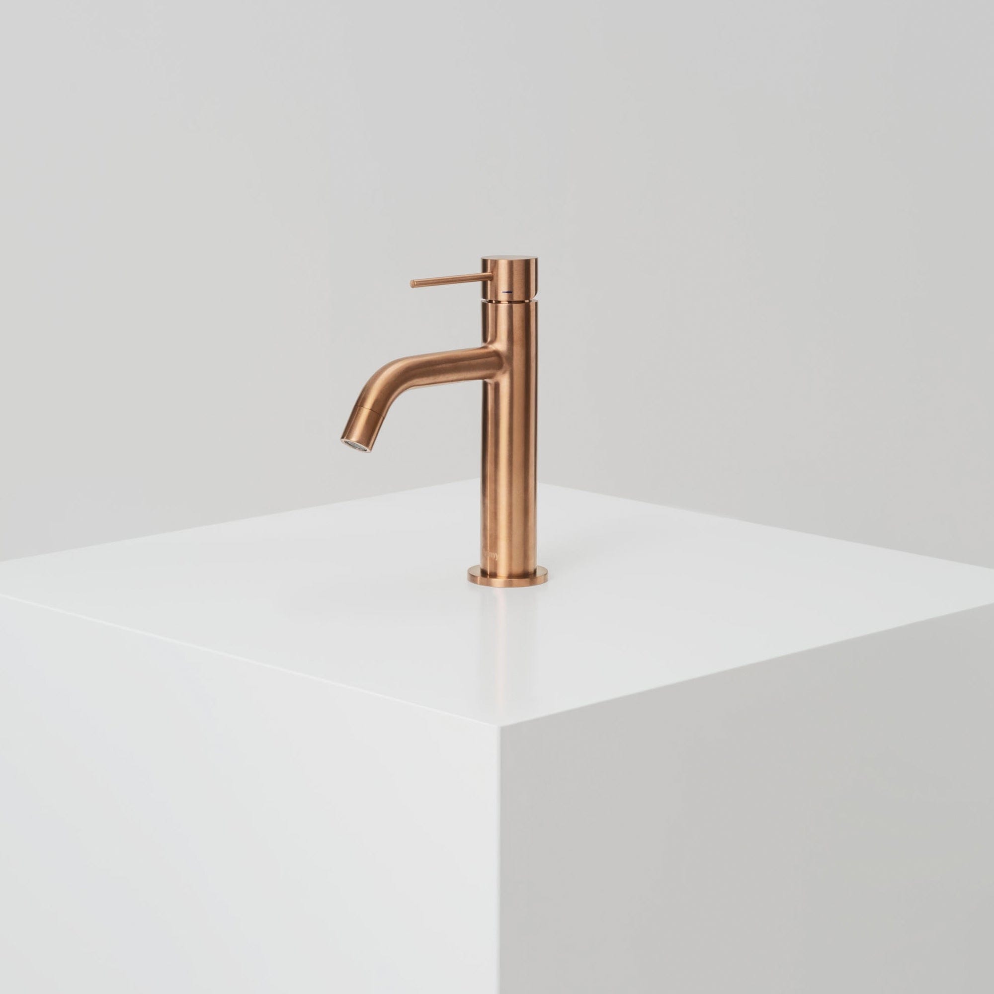 Primy Steel Voyage Mid Servantbatteri Brushed bronze Primy Servantbatteri INR-80001220