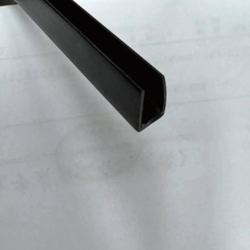 Reservedel: 1904 Plastlist til Sjoa Fastvegg Svart 1904 Reservedel dusj HEI-1431931