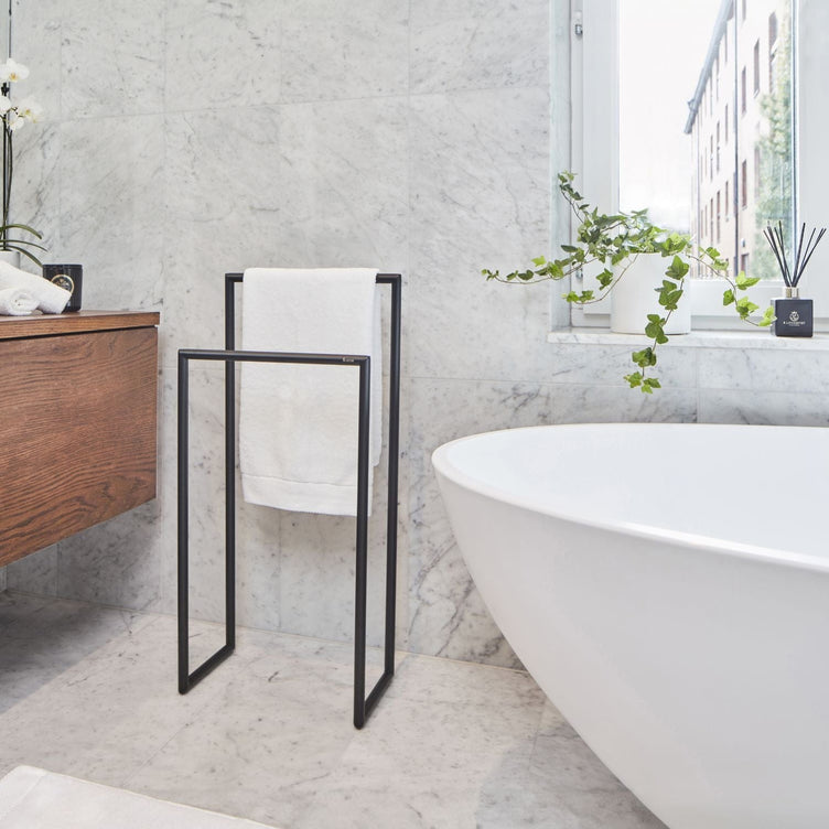 Smedbo Outline 614 Håndklestang dobbel