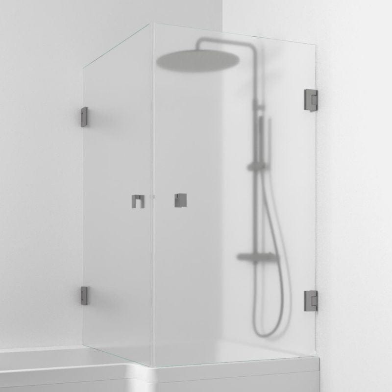 Svedbergs 180° Dusjhjørne for Badekar Blyantpenn svart / 83x83cm / Krystall frostet glass Svedbergs Badekarvegg SV-628488