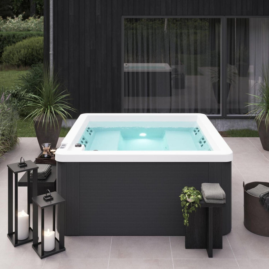 VikingBad Solglimt Utendørs massasjebad VikingBad Utendørs boblebad VB-116472