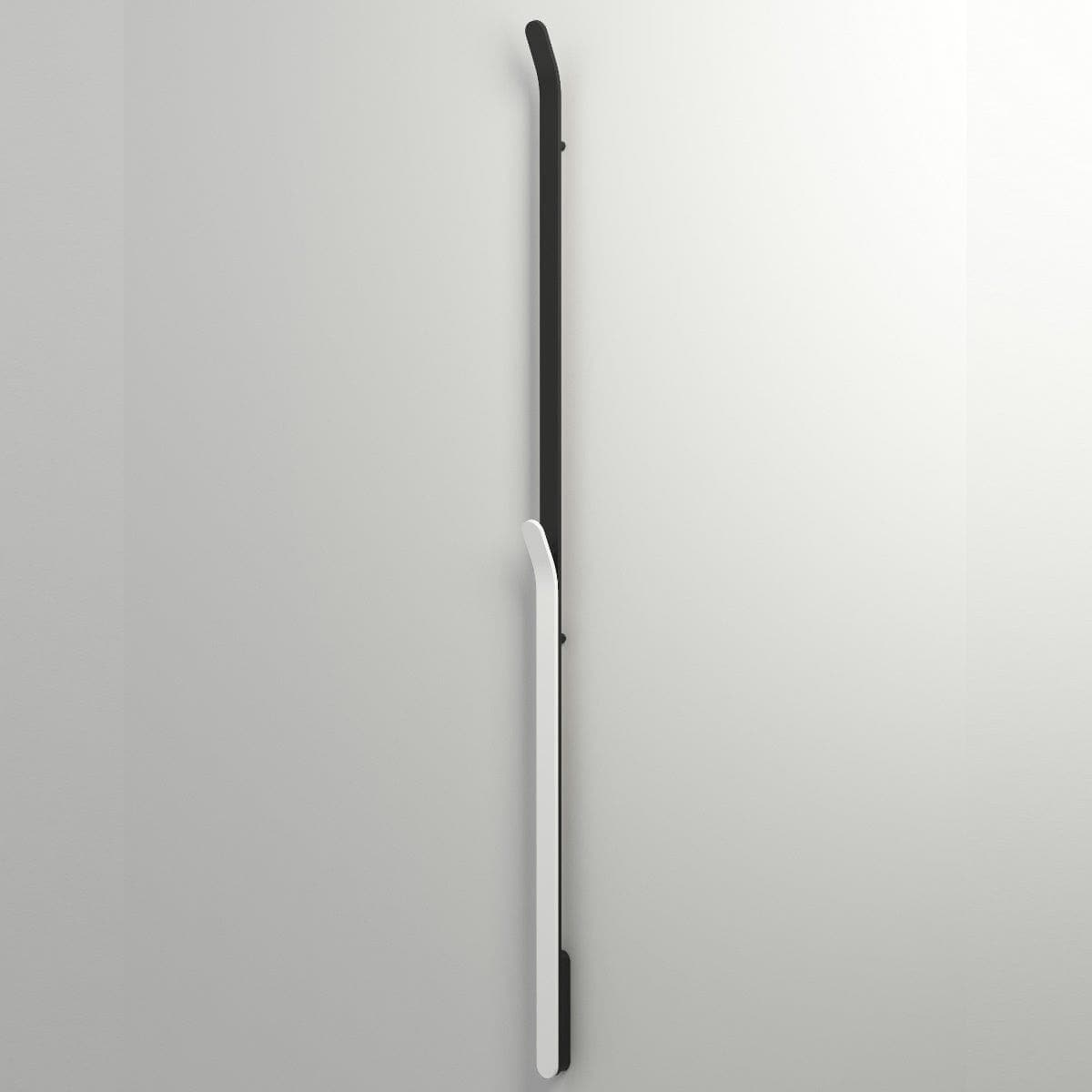 INR Bow Håndkletørker H170 Designvinner Svart matt / Hvit matt INR Iconic Nordic Rooms Håndkletørker strøm INR-80000640