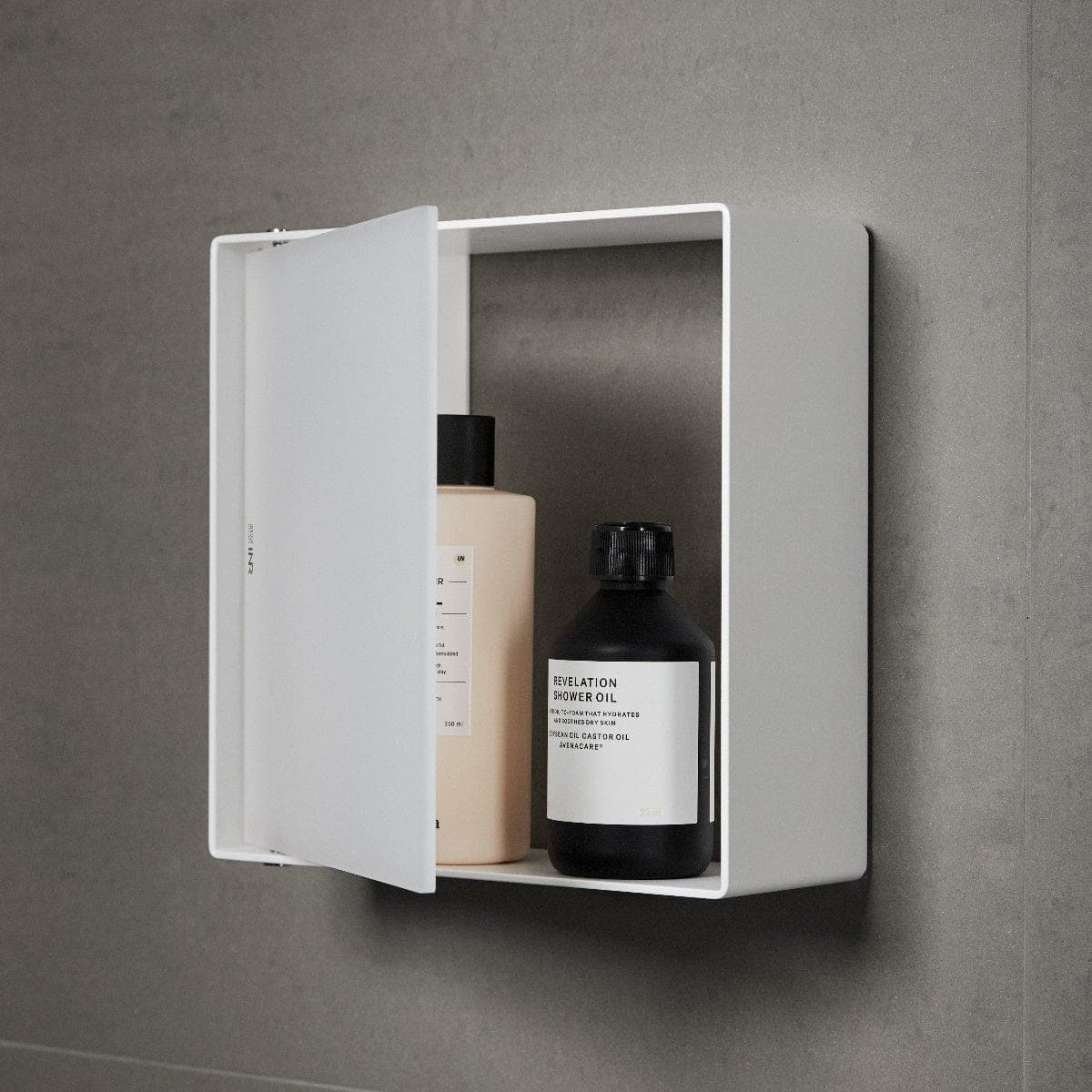 INR Case Dusjoppbevaring INR Iconic Nordic Rooms Dusjhylle