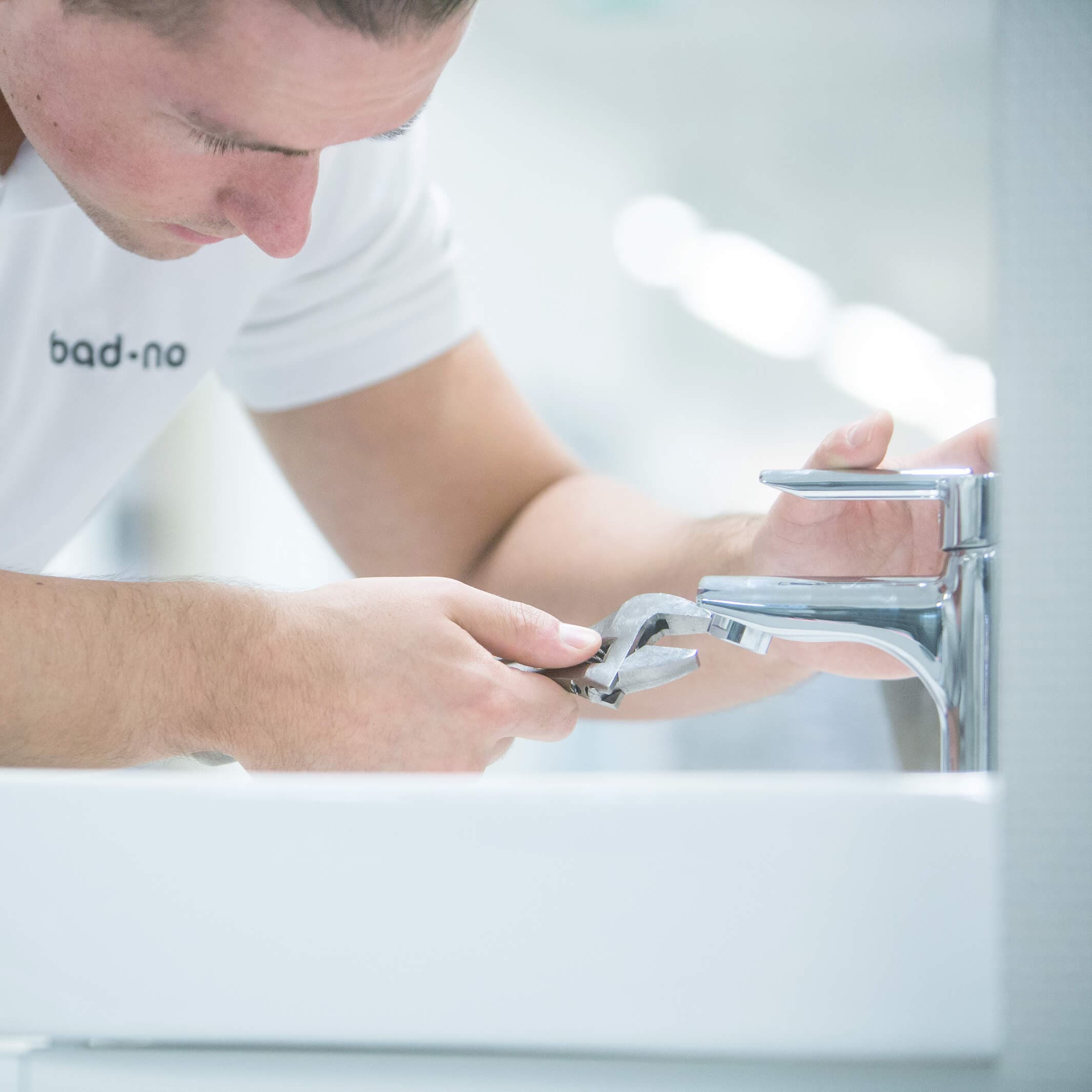 Montering av Servantbatteri - produkt kjøpes separat Bergen Bad.no Montering Montering-Bergen-SB