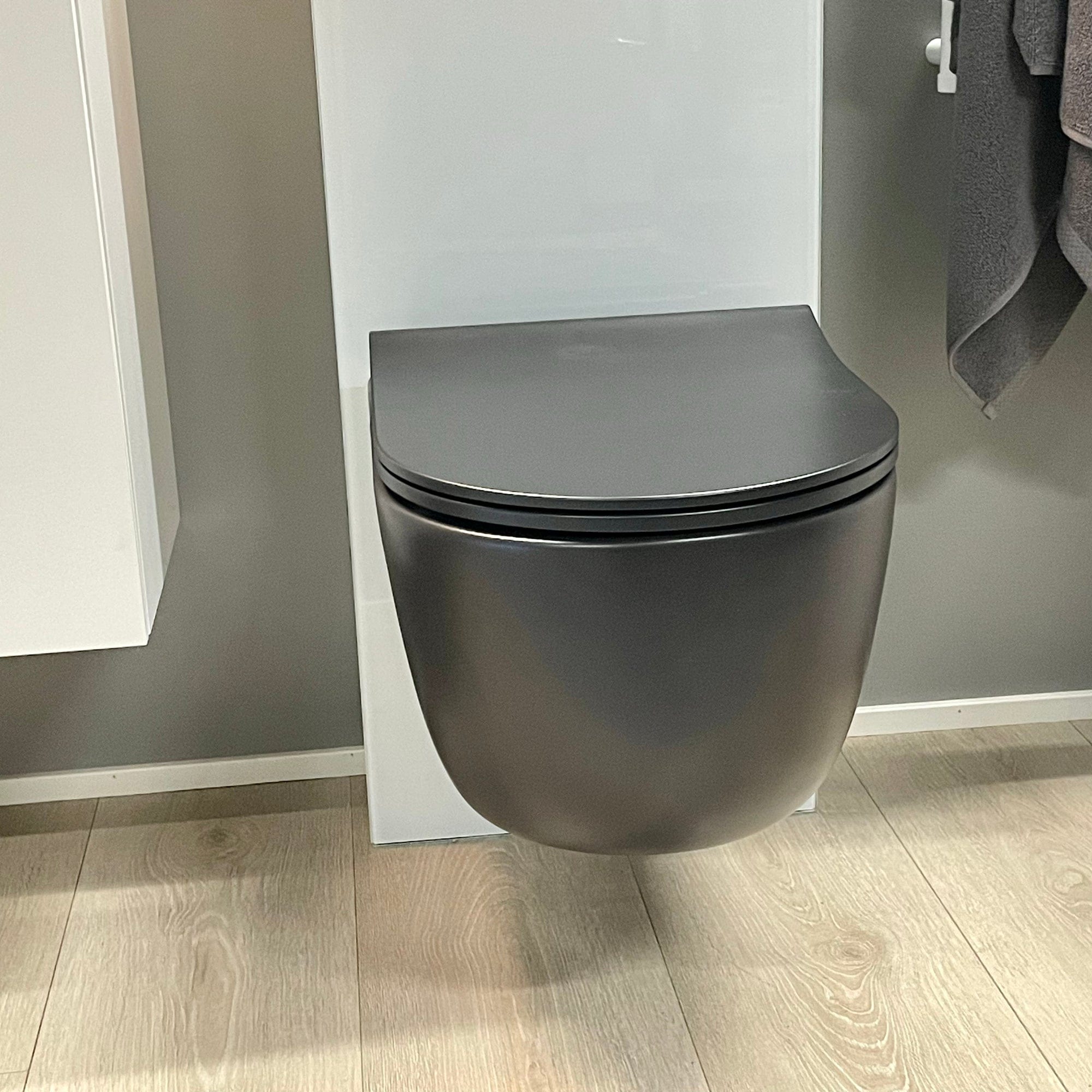 Tilbud Vegghengt Toalett () Tilbud Vegghengt Toalett