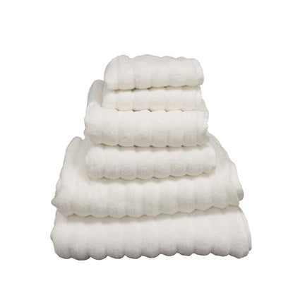 VikingBad Ultramyk Dusjhåndkle 70x140cm - 2stk pr pakke Hvit VikingBad Håndklær VB-113130